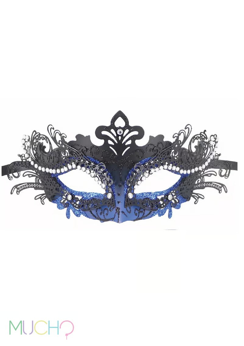 قناع الفراشة التنكرية