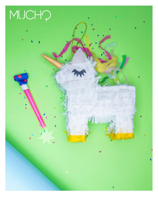 بينياتا يونيكورن صغيرة