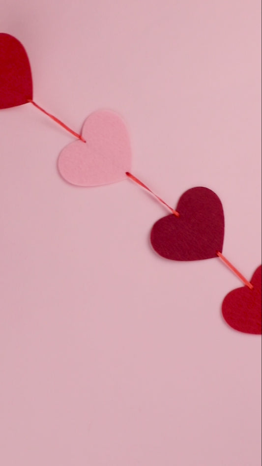 Hearts Garland (1 String)